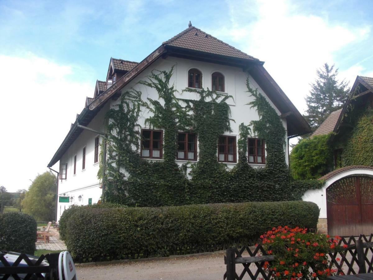 Hotel Bucicky Mlyn Rozdalovice Exterior foto